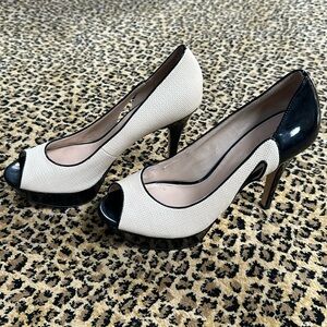 Marc Fisher Peep Toe Tumble 3 Platform Heel- Size 9